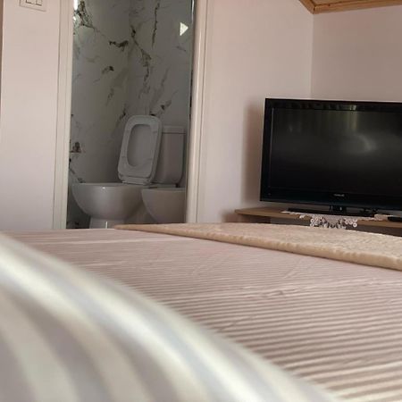 Guesthouse & Hospitality Берат Екстериор снимка