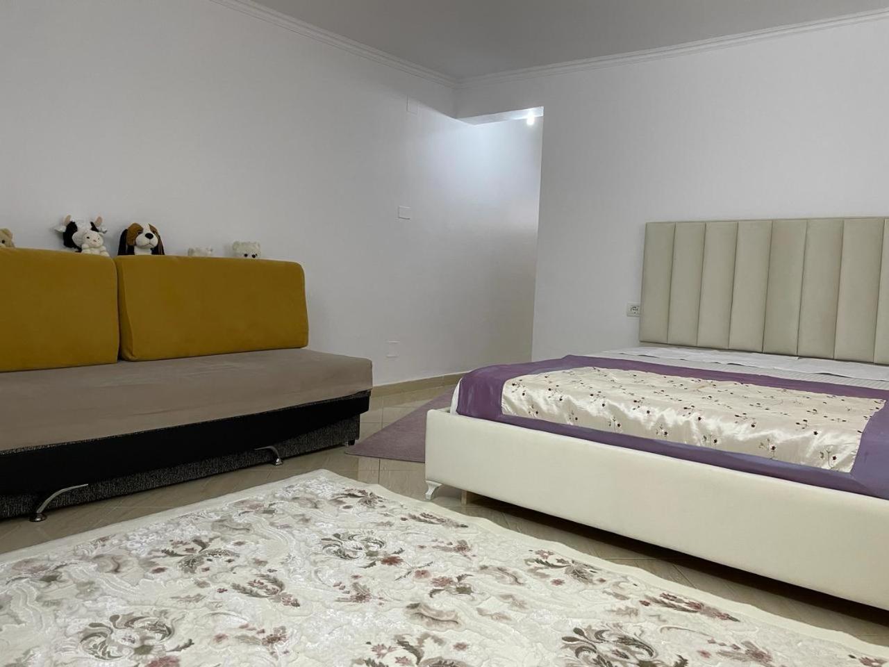 Guesthouse & Hospitality Берат Екстериор снимка