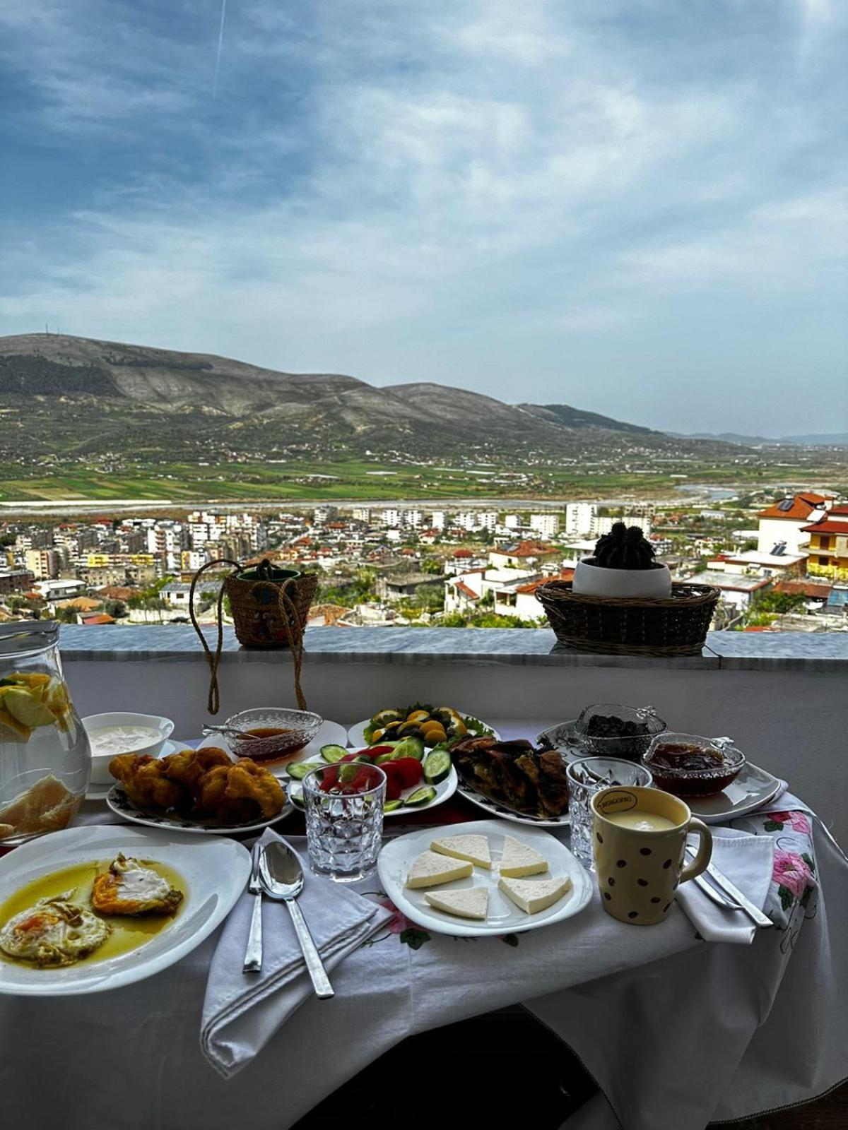 Guesthouse & Hospitality Берат Екстериор снимка